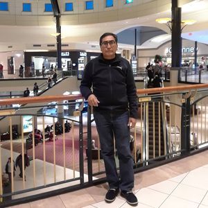 Meet your Posher, Jose